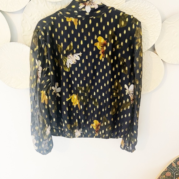 Medium Ted Baker Floral Metallic Silk Blend Blouse - Picture 4 of 6